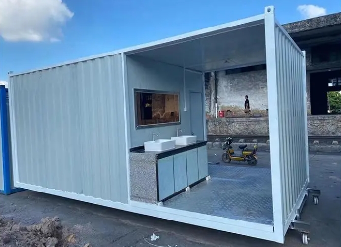 The intelligent application of integrated bathroom in container houses and folding houses, the new darling of modular housing