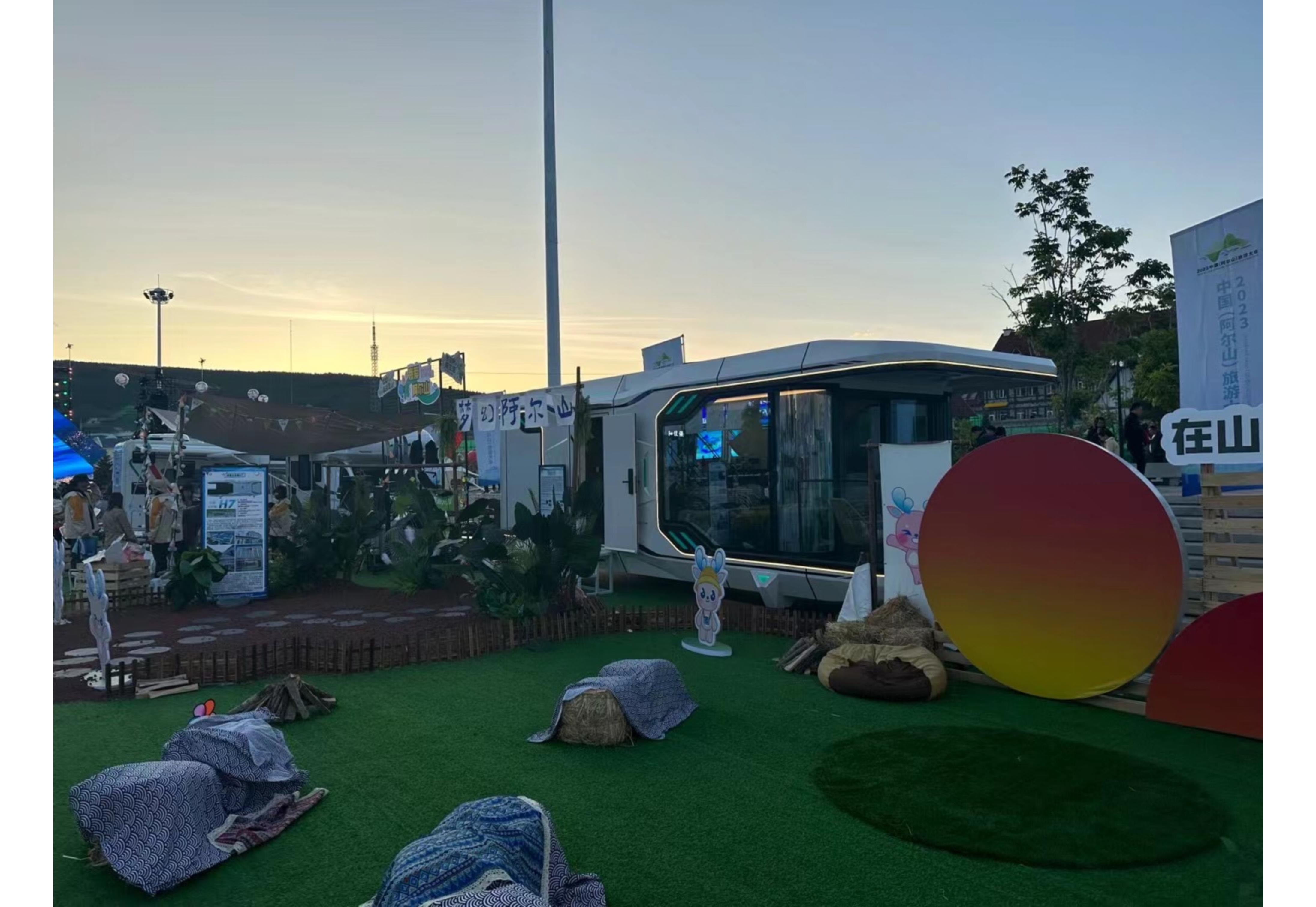 JQHSG Space Capsules Shine at Guilin&rsquo;s &ldquo;Dream Arxan&rdquo; Glamping Camp Event